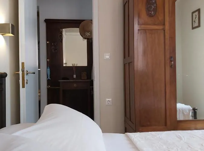 Mid Century Character House In Prázdninový dům *
